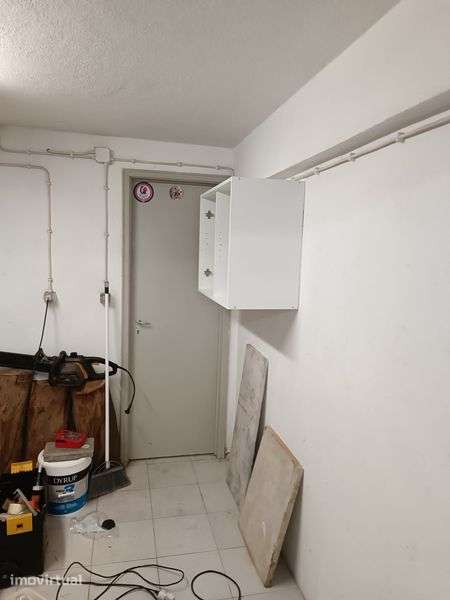 Arrenda-se garagem - Grande imagem: 4/5