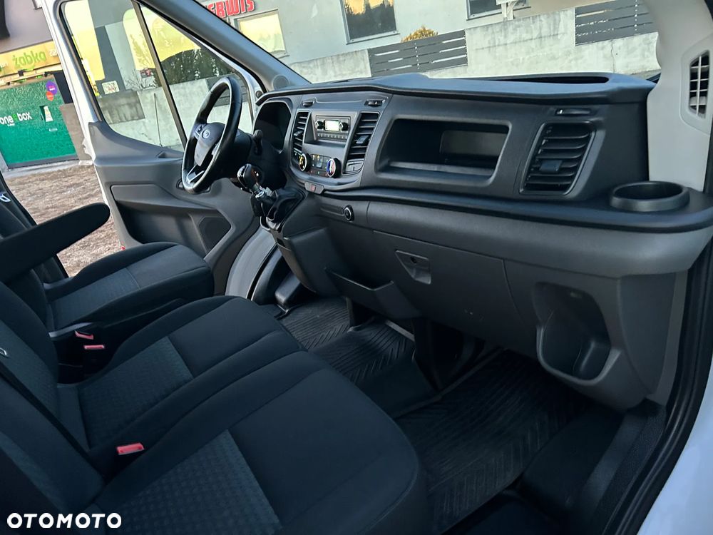 Ford Transit - 18