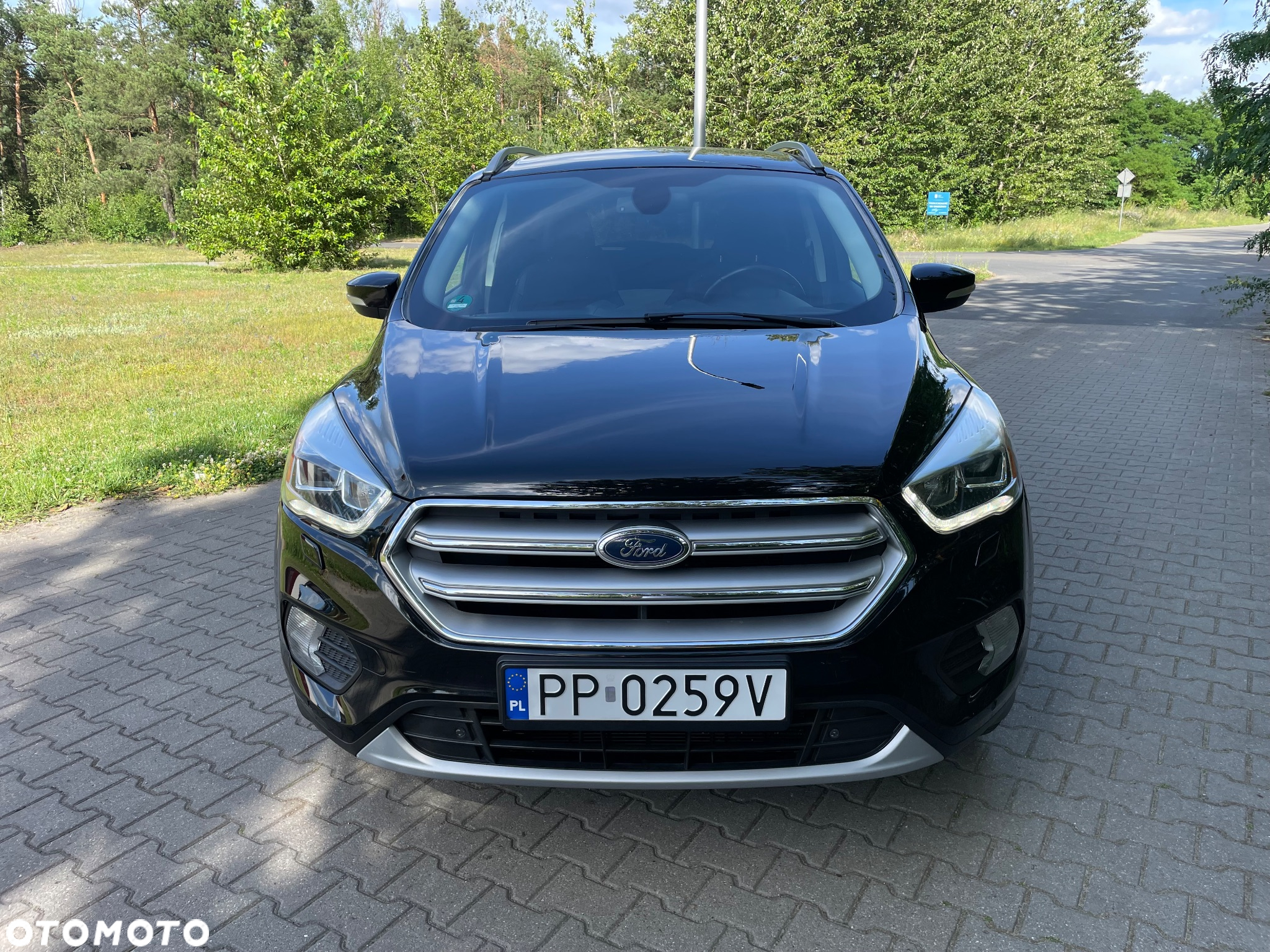Ford Kuga 1.5 EcoBoost 2x4 Titanium - 6