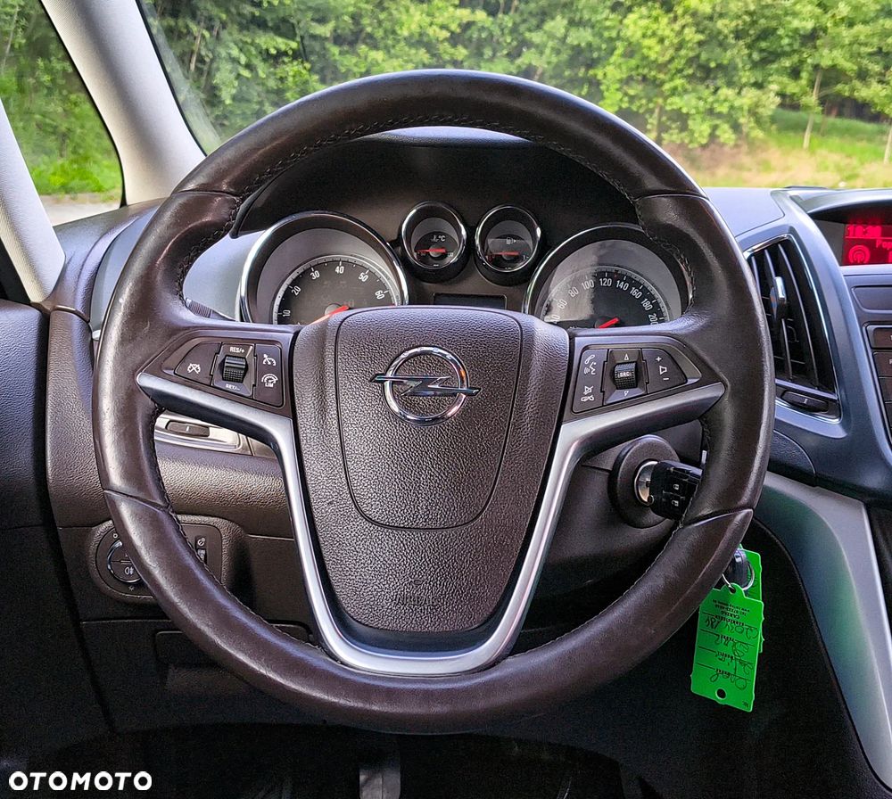 Opel Zafira - 19