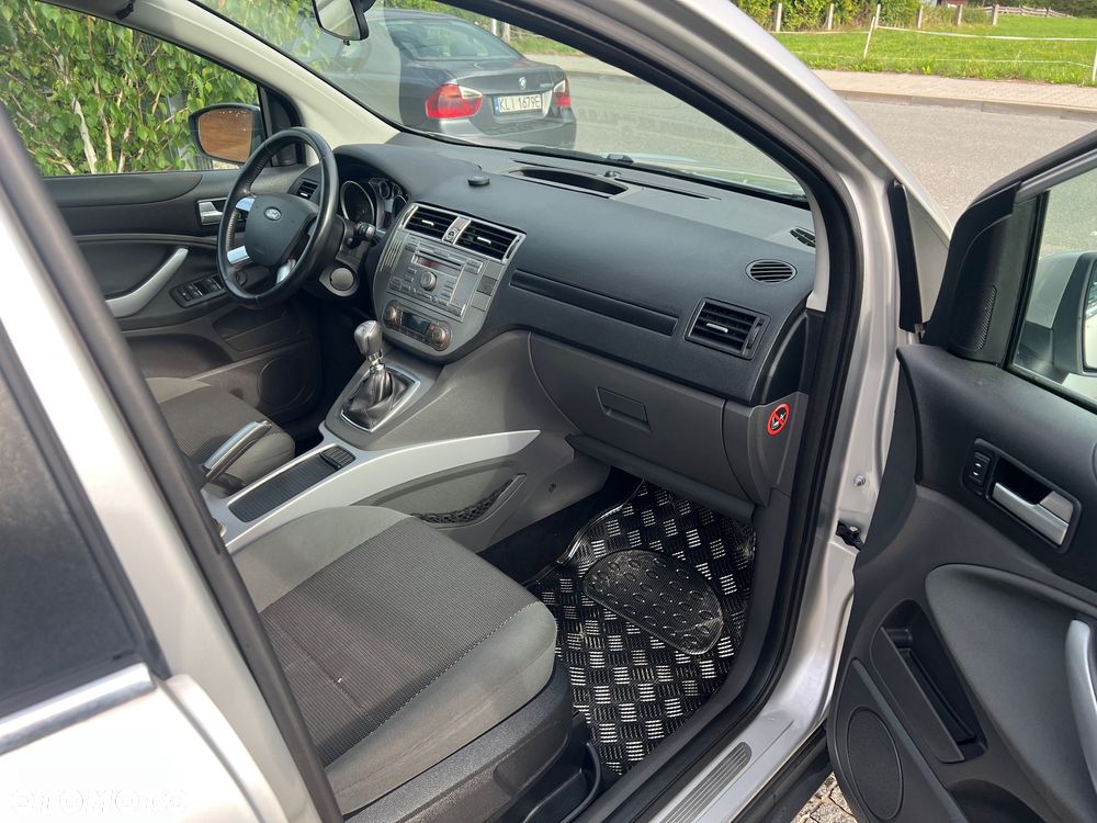 Ford Kuga 2.0 TDCi 2x4 Trend - 25