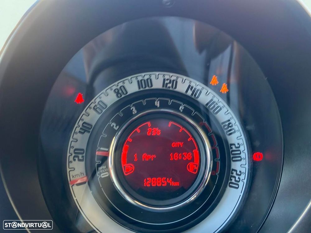 Fiat 500 1.0 Hybrid Connect - 13