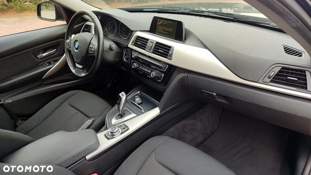 BMW Seria 3 - 34