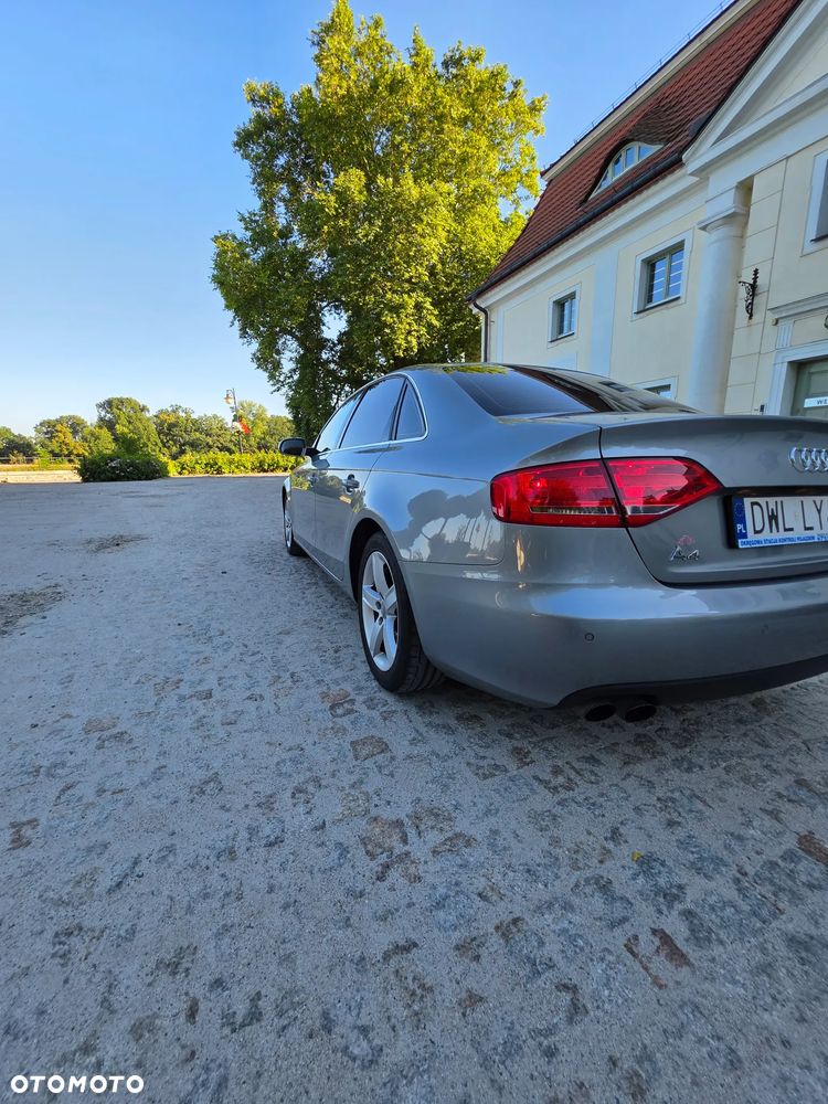 Audi A4 Limousine 2.0 TDI DPF Ambition - 8