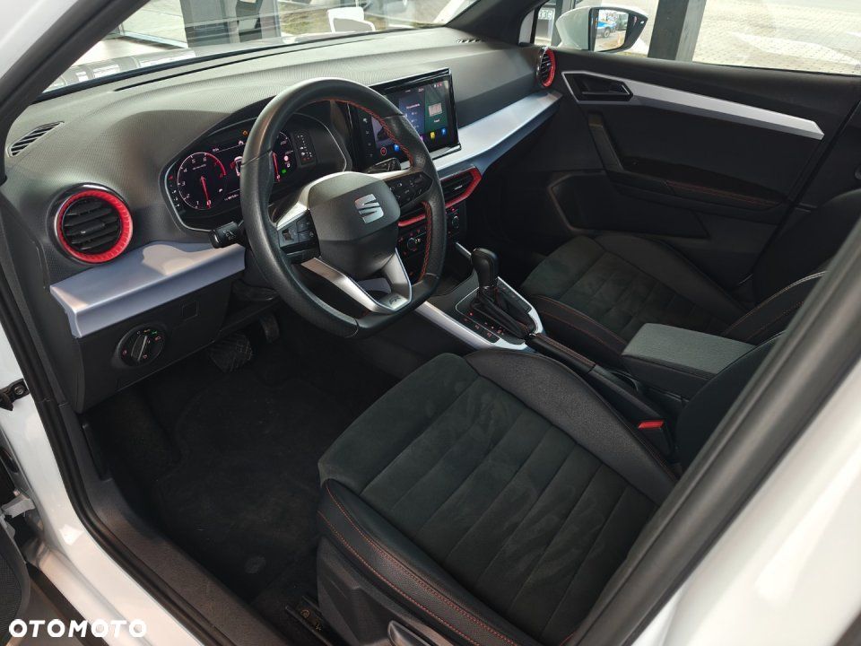 Seat Arona - 13