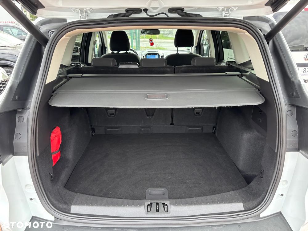 Ford Kuga 1.5 EcoBoost 2x4 Cool & Connect - 23