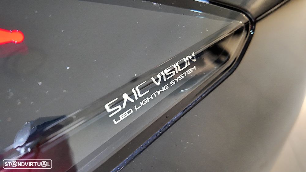 MG MG4 64 kWh Luxury - 47