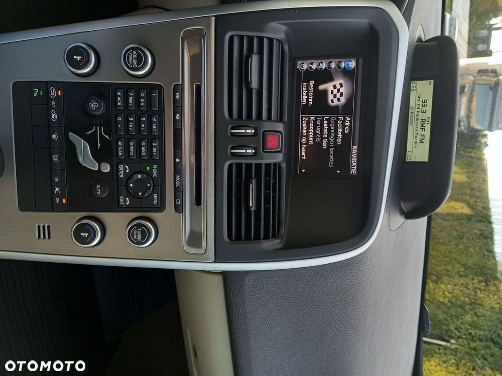Volvo XC 60 D3 R Design - 36
