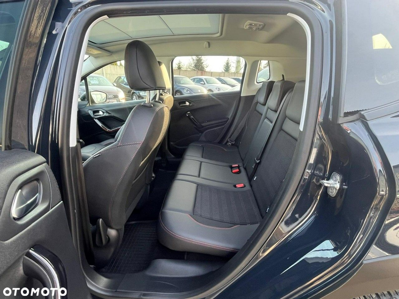 Peugeot 2008 PureTech 110 Stop&Start EAT6 GT-Line Edition - 6