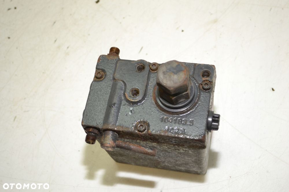 POMPA PODNOSZENIA KABINY MERCEDES ACTROS MP4 9605530001 - 5