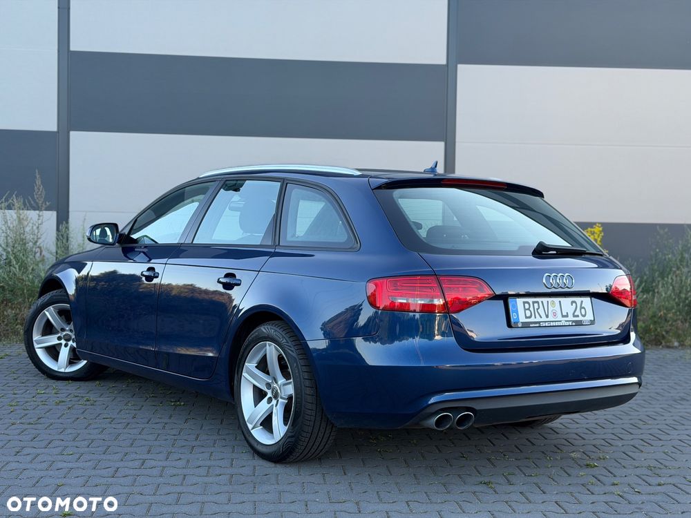 Audi A4 Avant 2.0 TDI DPF multitronic Ambiente - 8
