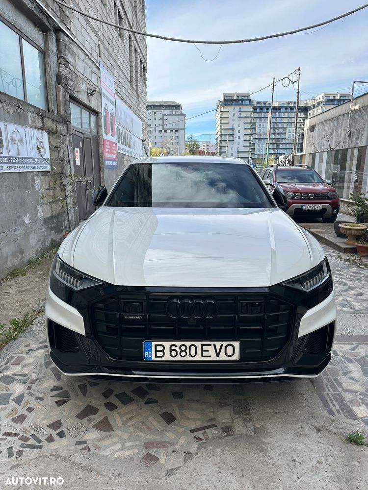 Audi Q8 - 5