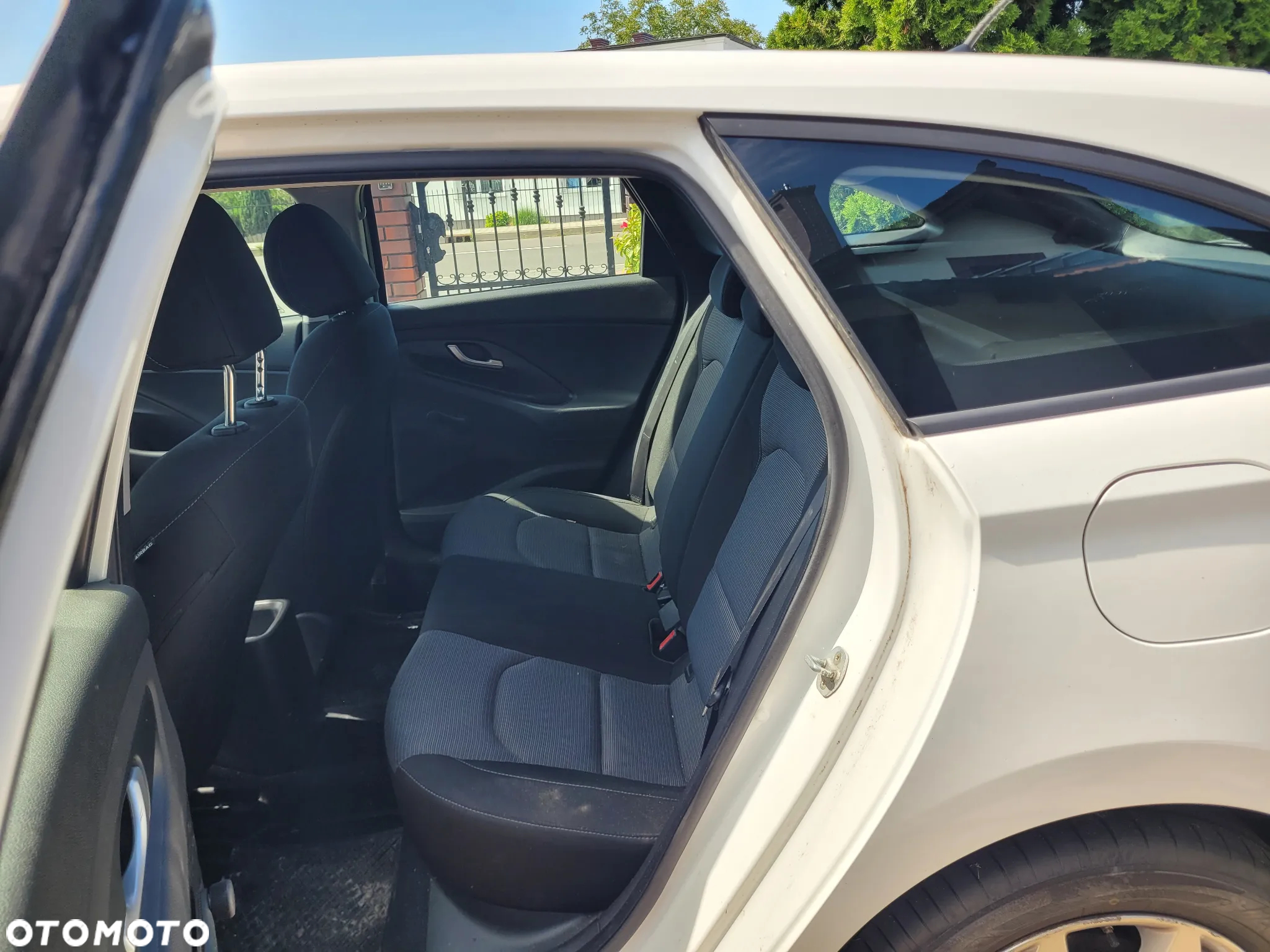 Hyundai i30 1.6 D Comfort - 11
