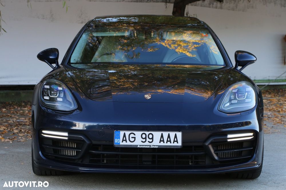 Porsche Panamera - 11