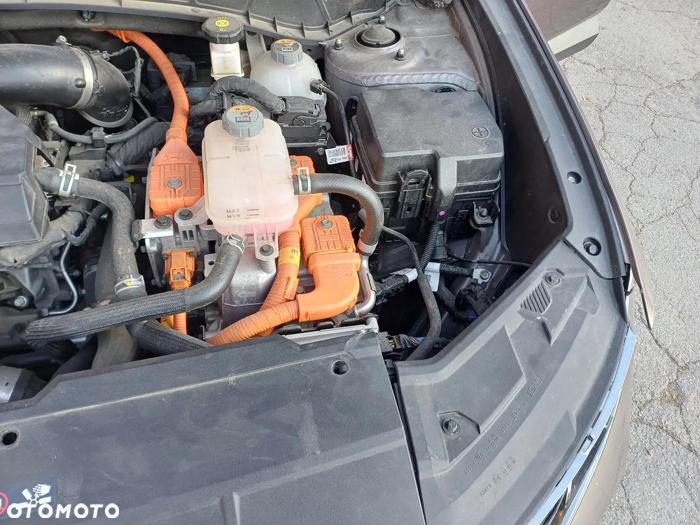 Hyundai Tucson 1.6 T-GDi HEV Executive 2WD - 29
