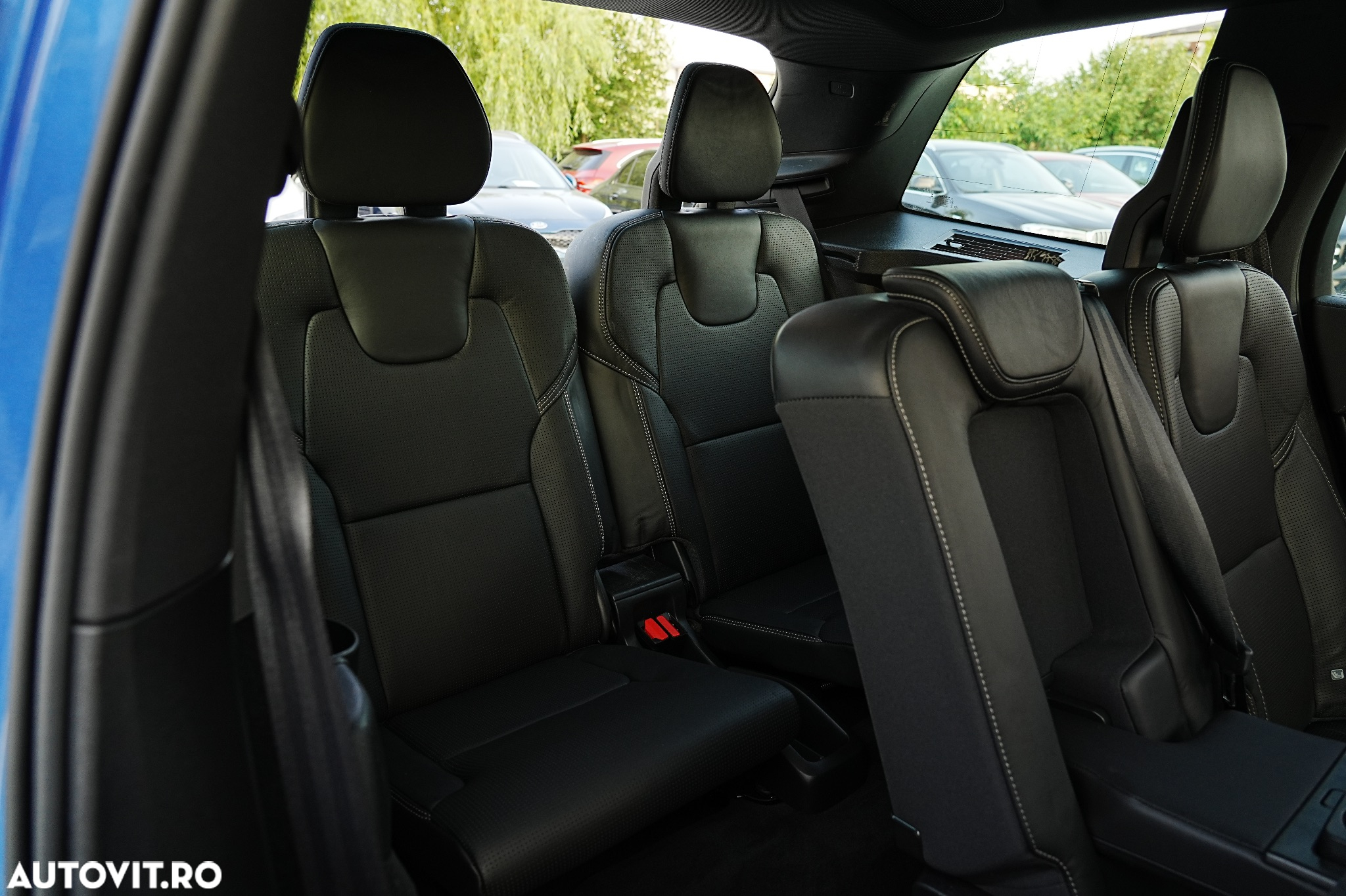 Volvo XC 90 Recharge T8 eAWD R-Design - 26