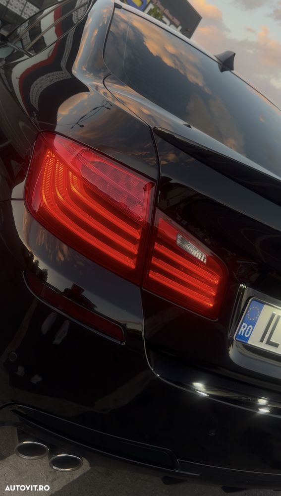 BMW Seria 5 530d xDrive AT - 9