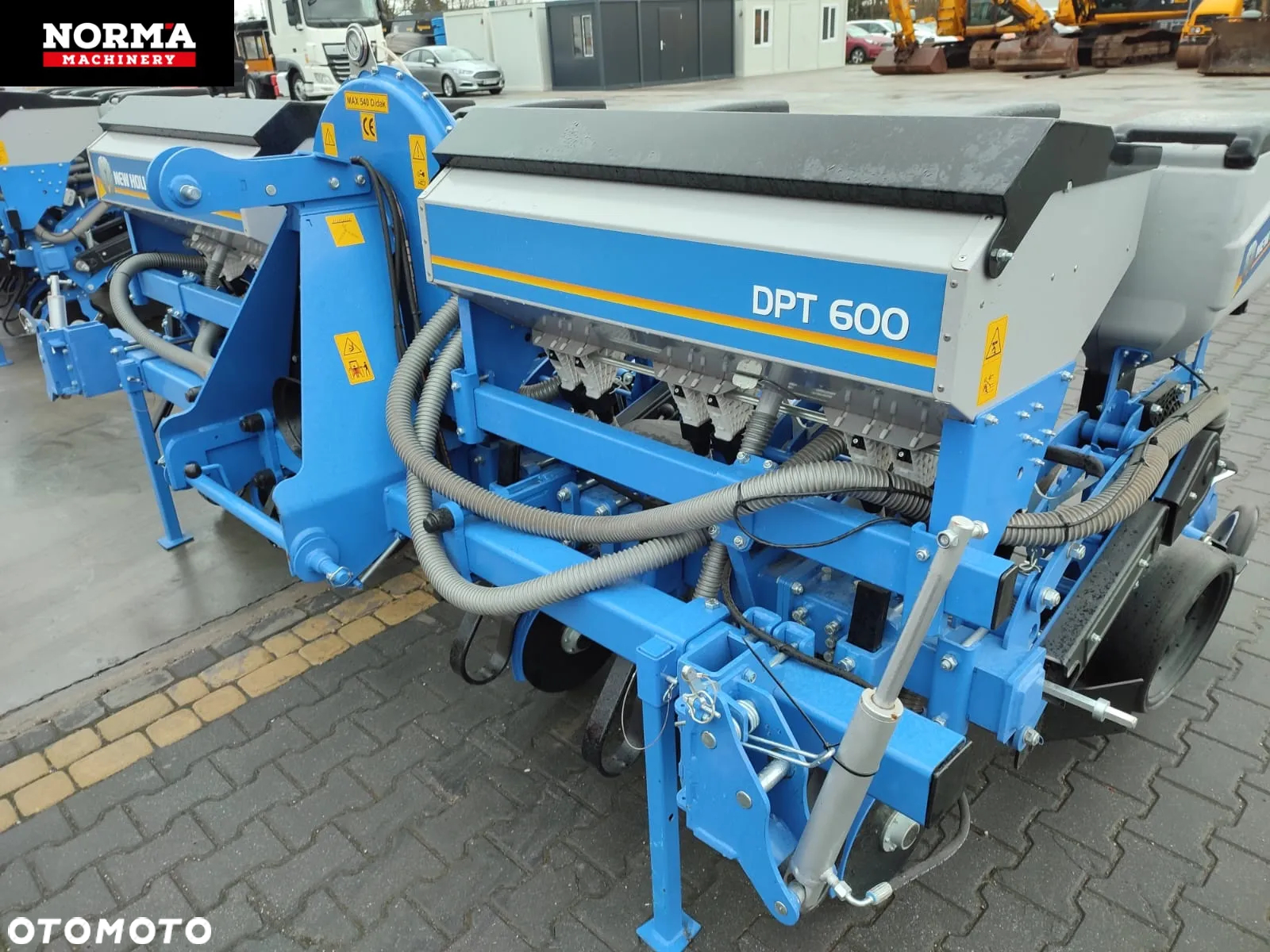 New Holland Siewnik 6-rzędowy od ręki ! - 8