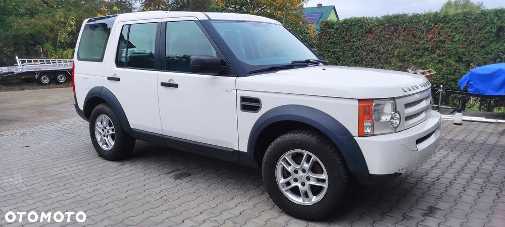 Land Rover Discovery 2009 photo 2