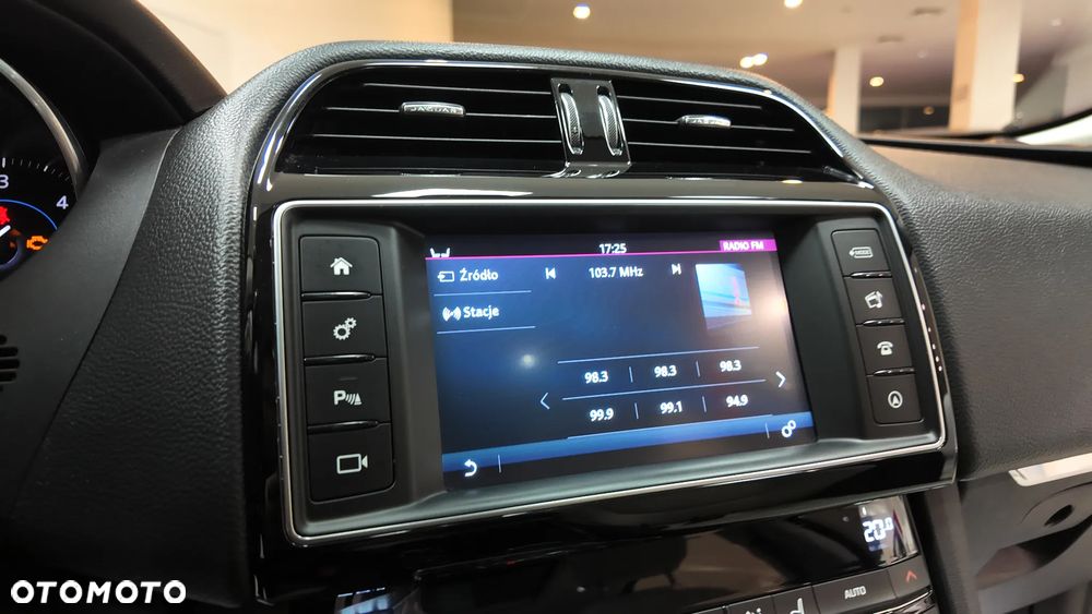 Jaguar F-Pace 2.0 i4D AWD Prestige - 26