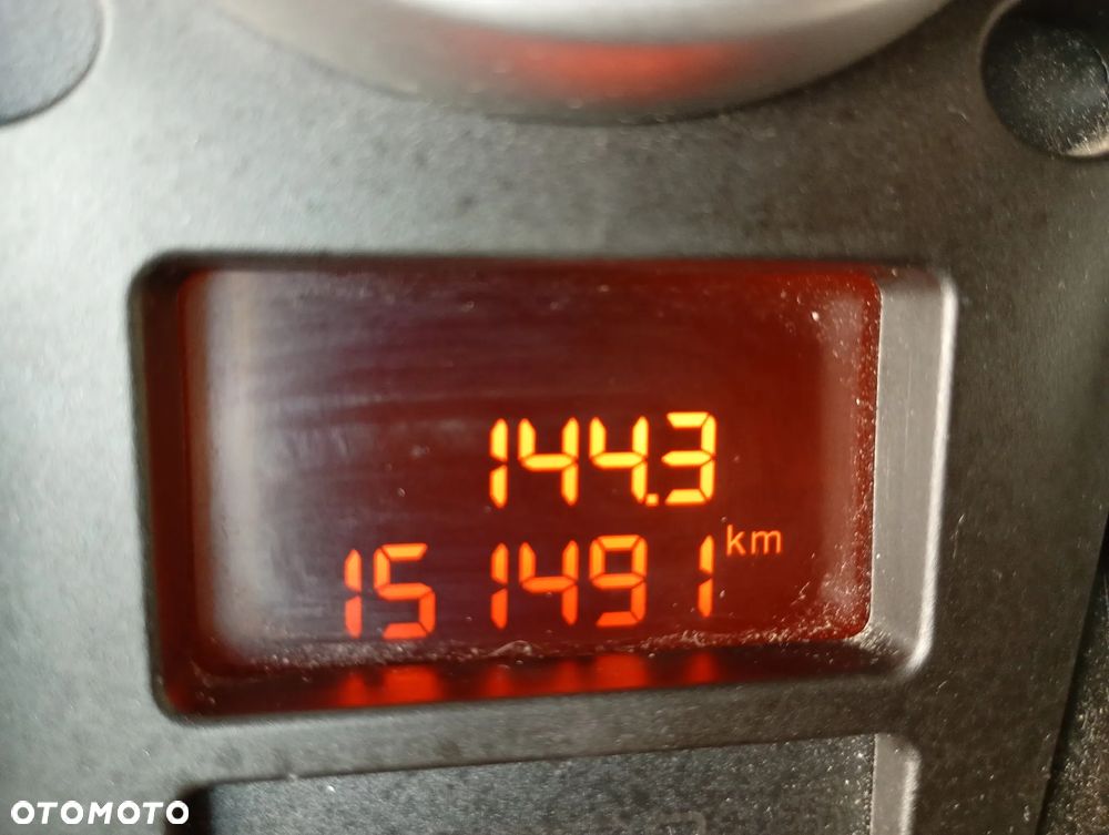 Peugeot 207 1.4 16V Trendy - 10