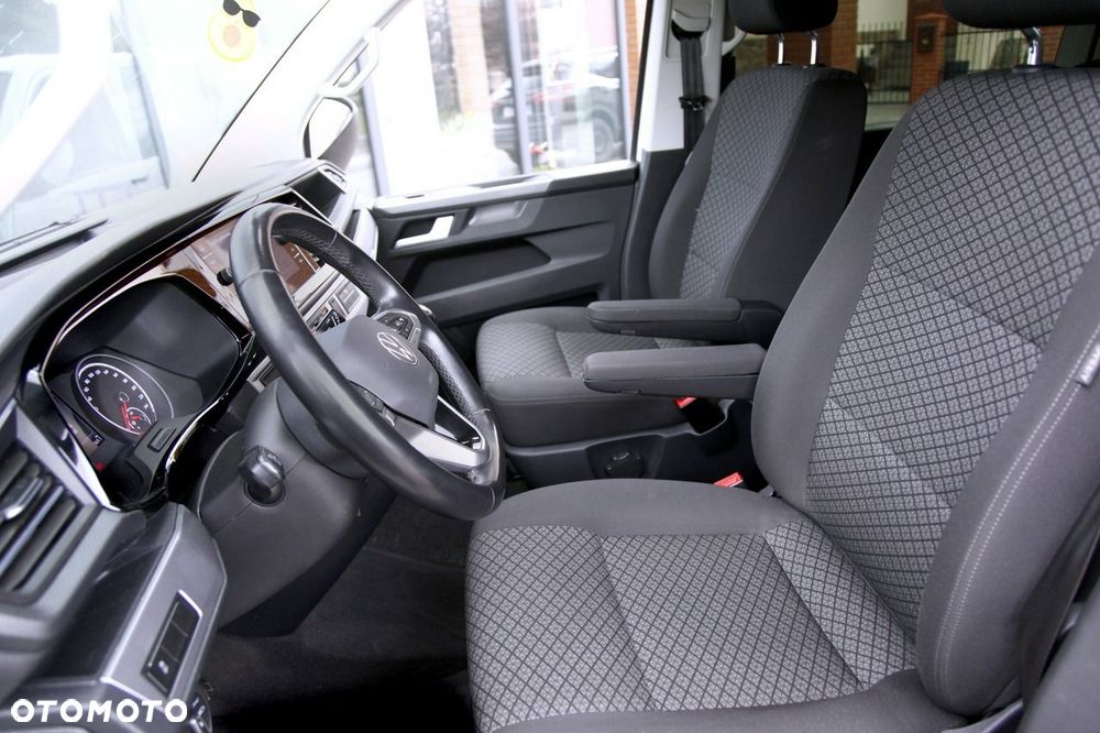 Volkswagen Multivan - 17