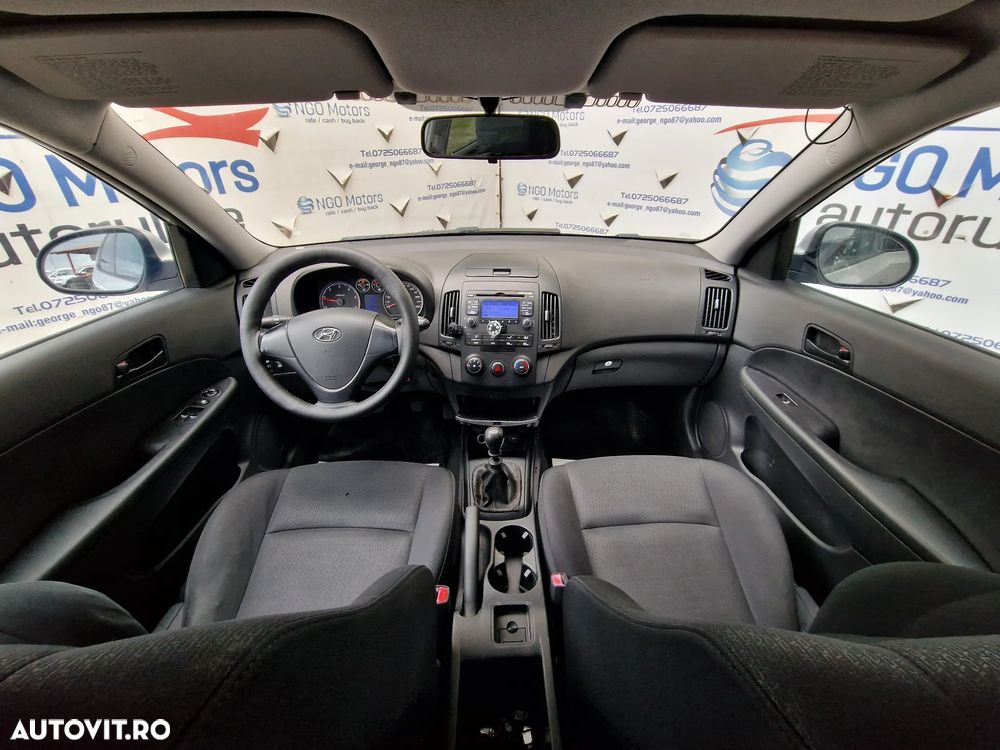 Hyundai i30 1.6 CRDI blue Classic - 6