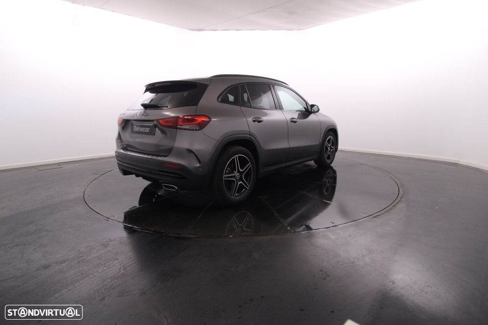 Mercedes-Benz GLA 180 d AMG Line - 7