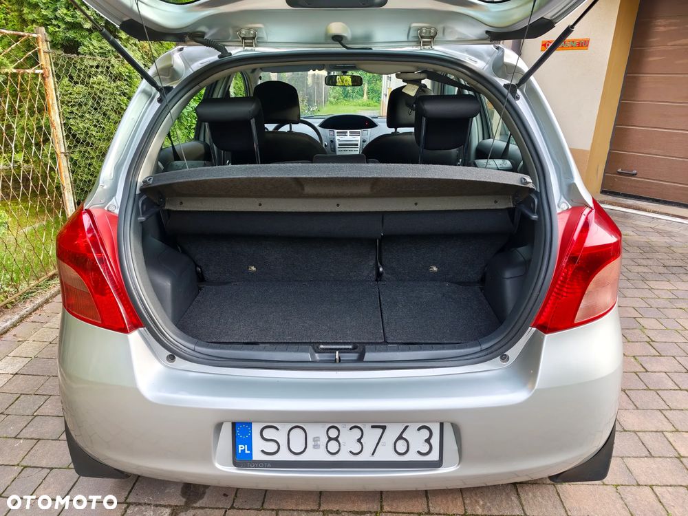 Toyota Yaris 1.0 Luna A/C - 10