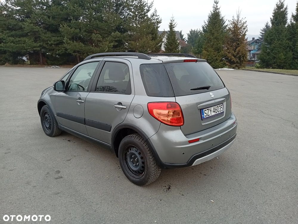 Suzuki SX4 2.0 DDiS 4x2 Style - 4