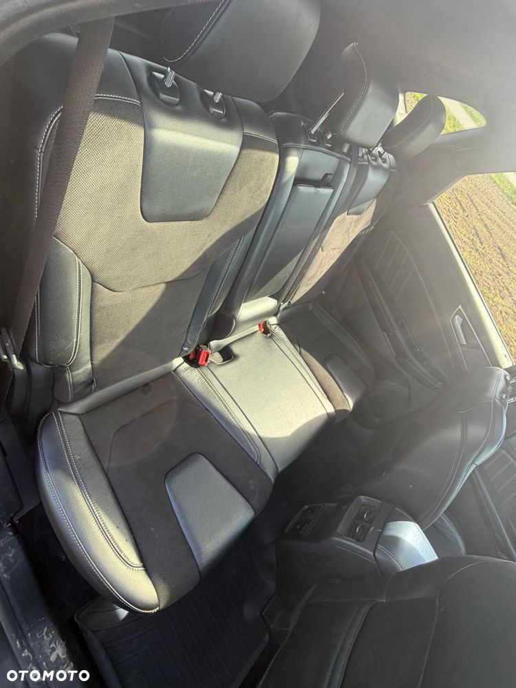 Ford Edge - 25