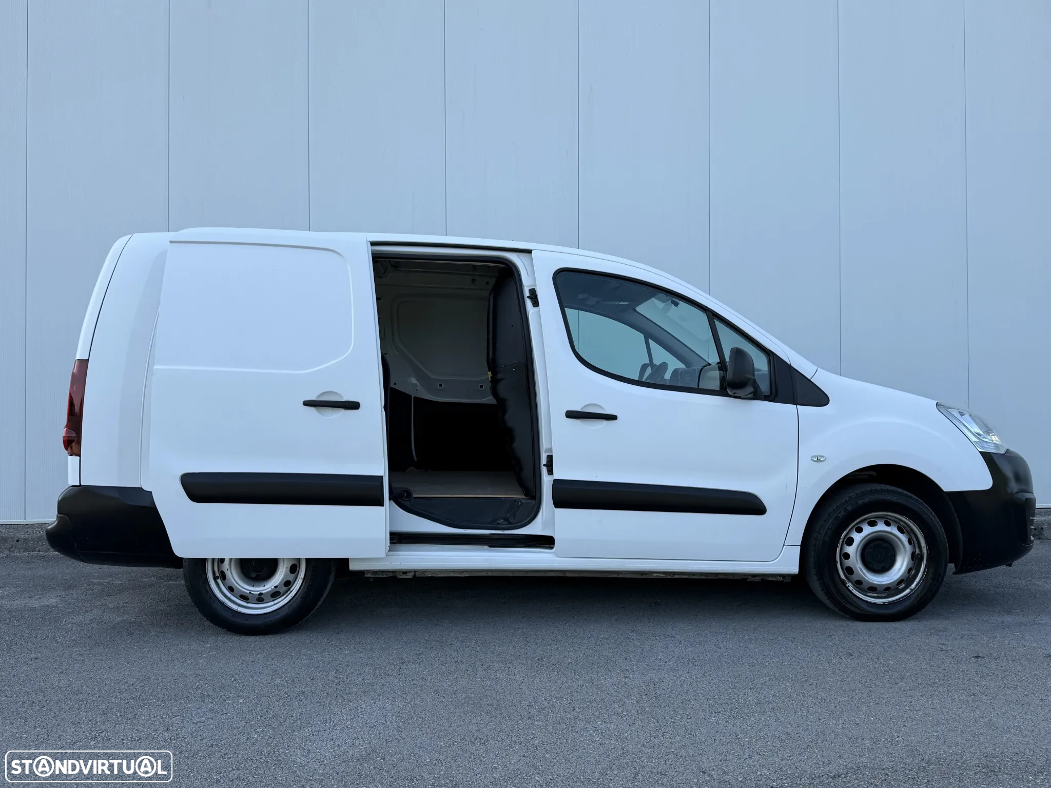 Citroën Berlingo 1.6 BlueHDi 100 Longa - 20
