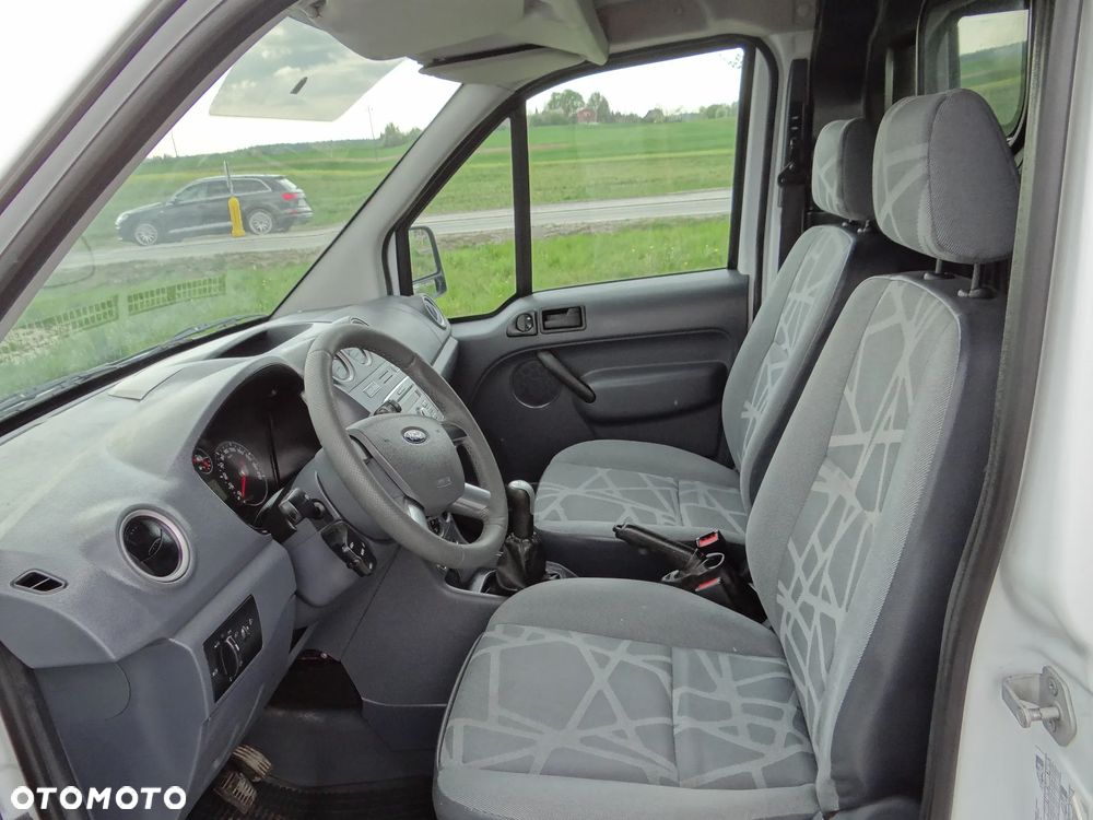 Ford TRANSIT CONNECT - 6