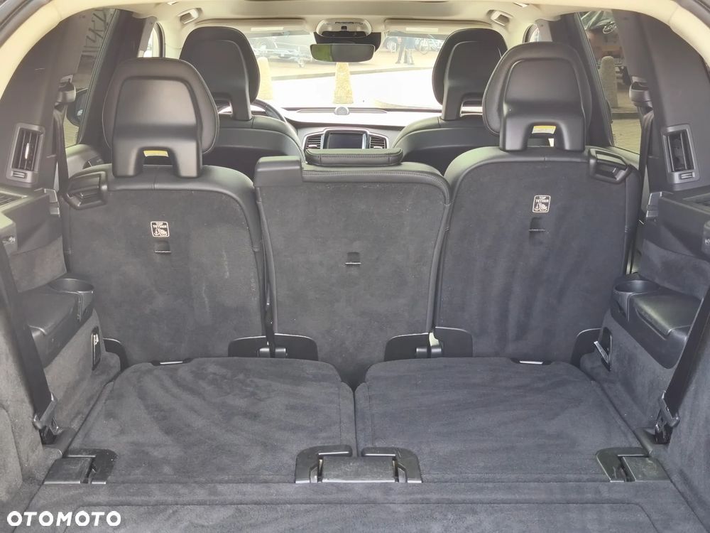 Volvo XC 90 T6 AWD Momentum 7os - 32