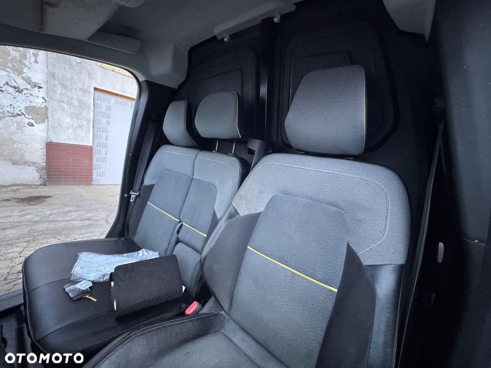 Renault EXPRESS NAWIGACJA KLIMATYZACJA TEMPOMAT ASYSTENT PASA RUCHU SERWISOWANY, 1.5dci - 14