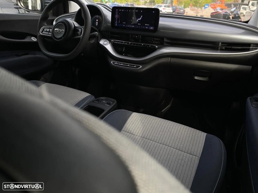 Fiat 500e 42 kWh Icon - 16