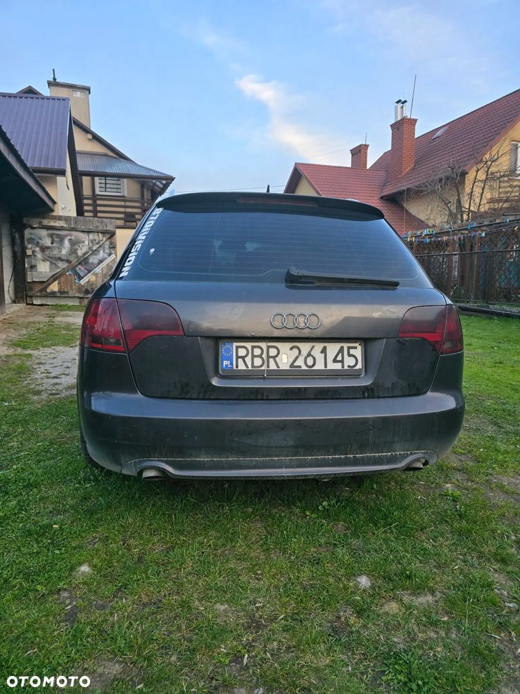 Audi A4 Avant 2.0 TDI - 4