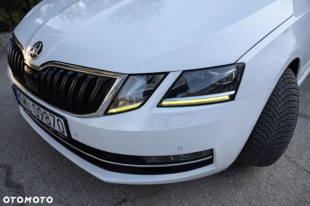 Skoda Octavia 2.0 TDI Style DSG - 3