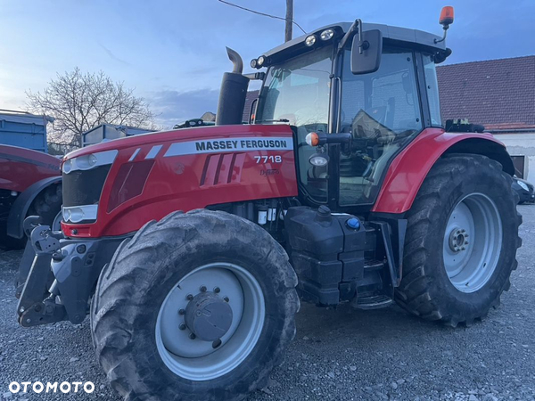 Massey Ferguson 7718