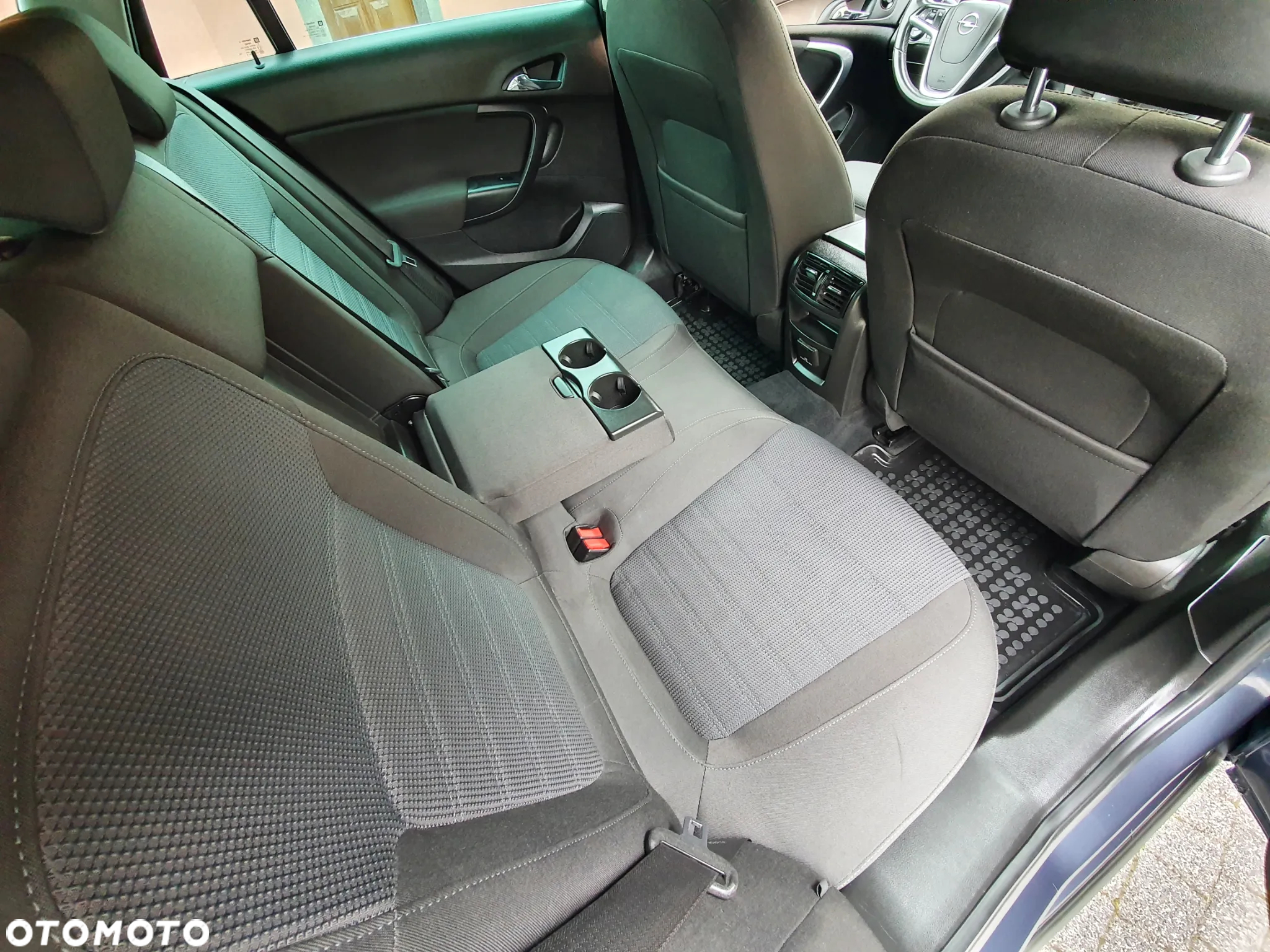 Opel Insignia 2.0 T Edition 4x4 - 10