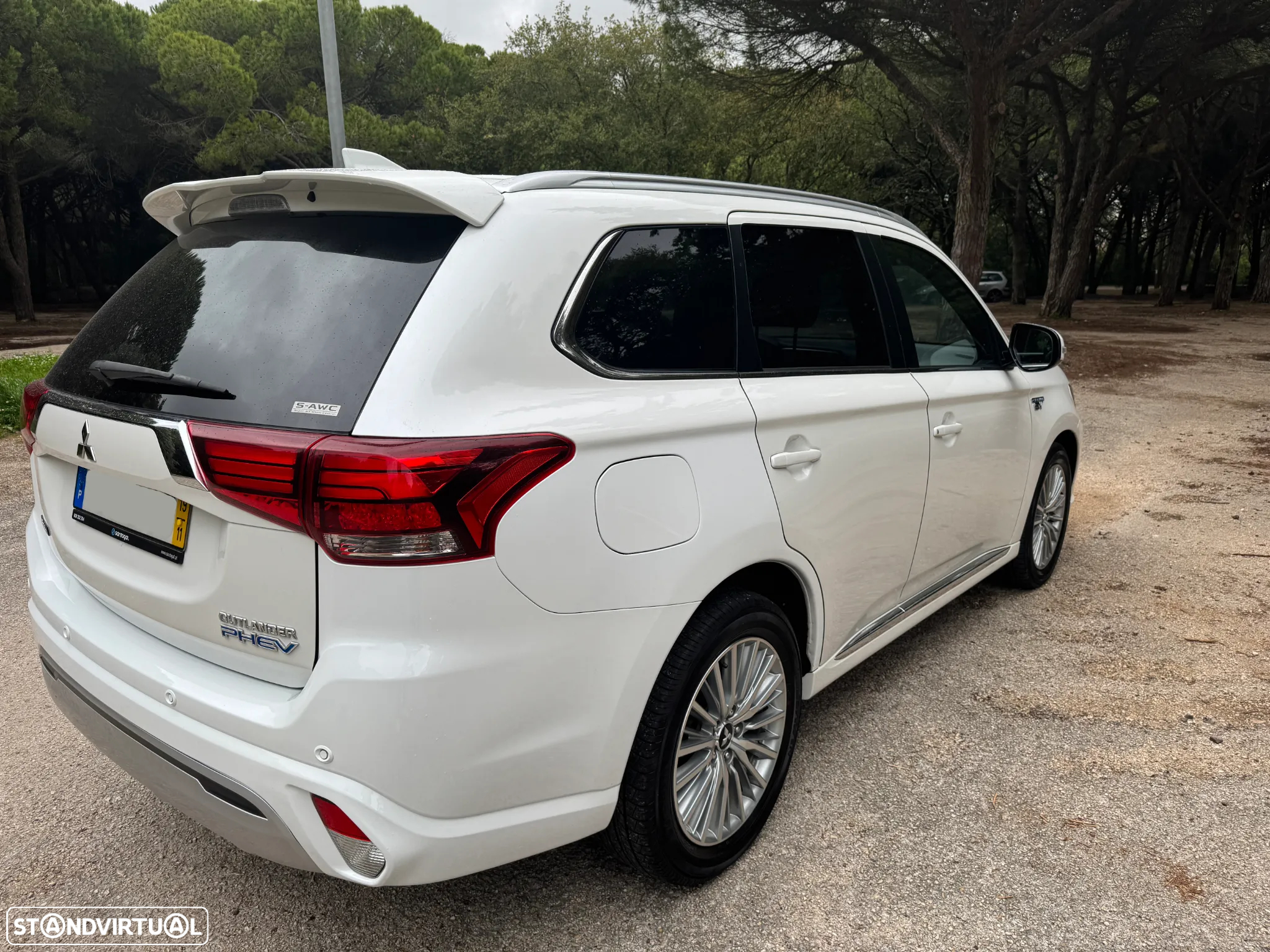Mitsubishi Outlander - 5