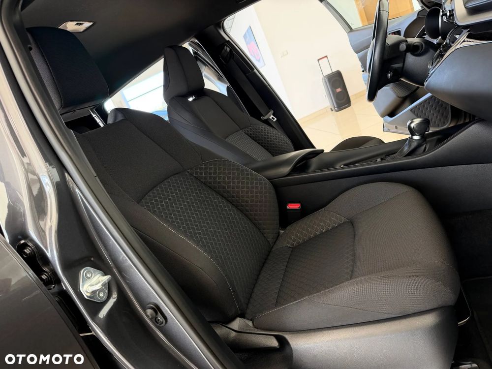 Toyota C-HR Style - 36