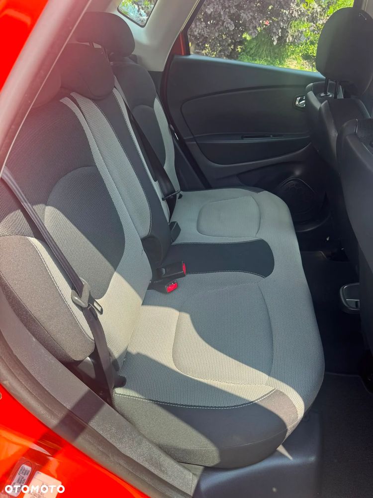 Renault Captur - 23