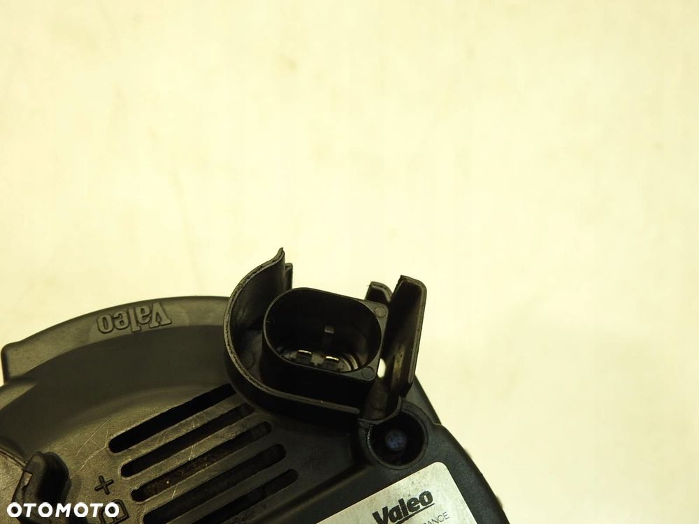 ALTERNATOR SKODA FABIA II 1.2 TSI 03F903023E - 3