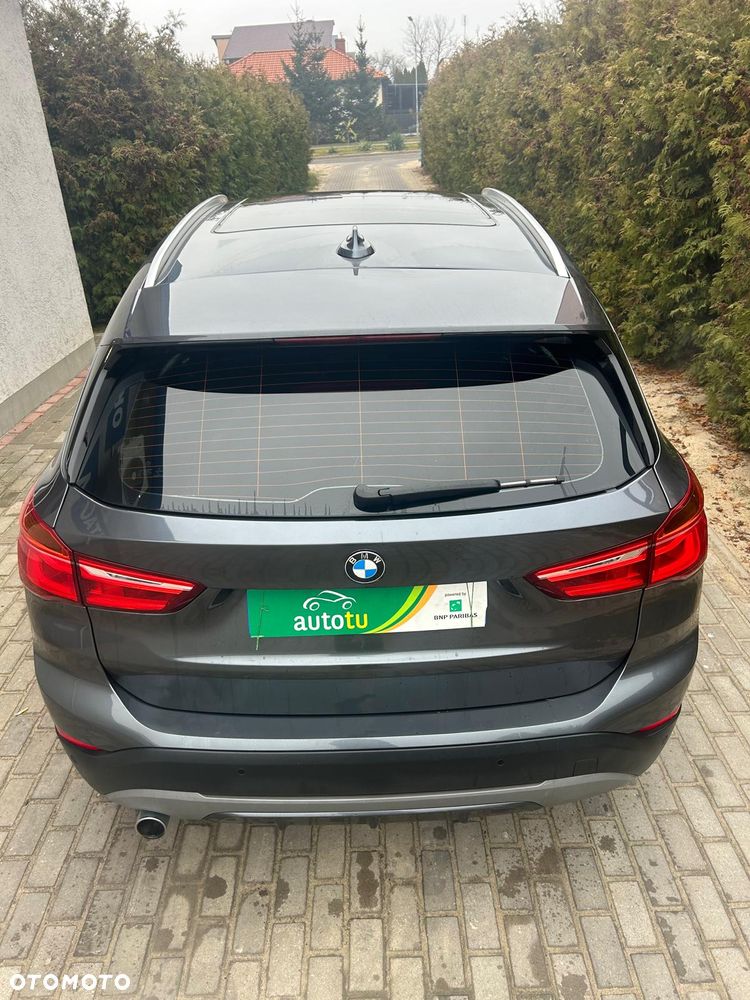 BMW X1 - 11