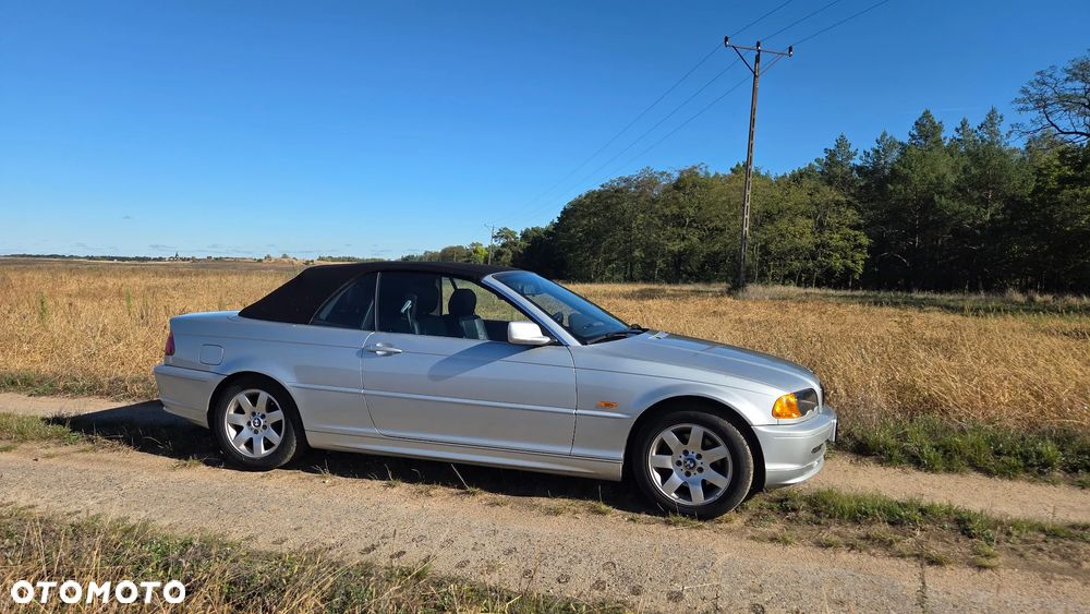 BMW Seria 3 2000 photo 2