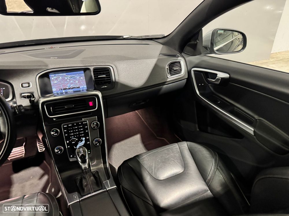 Volvo V60 - 13