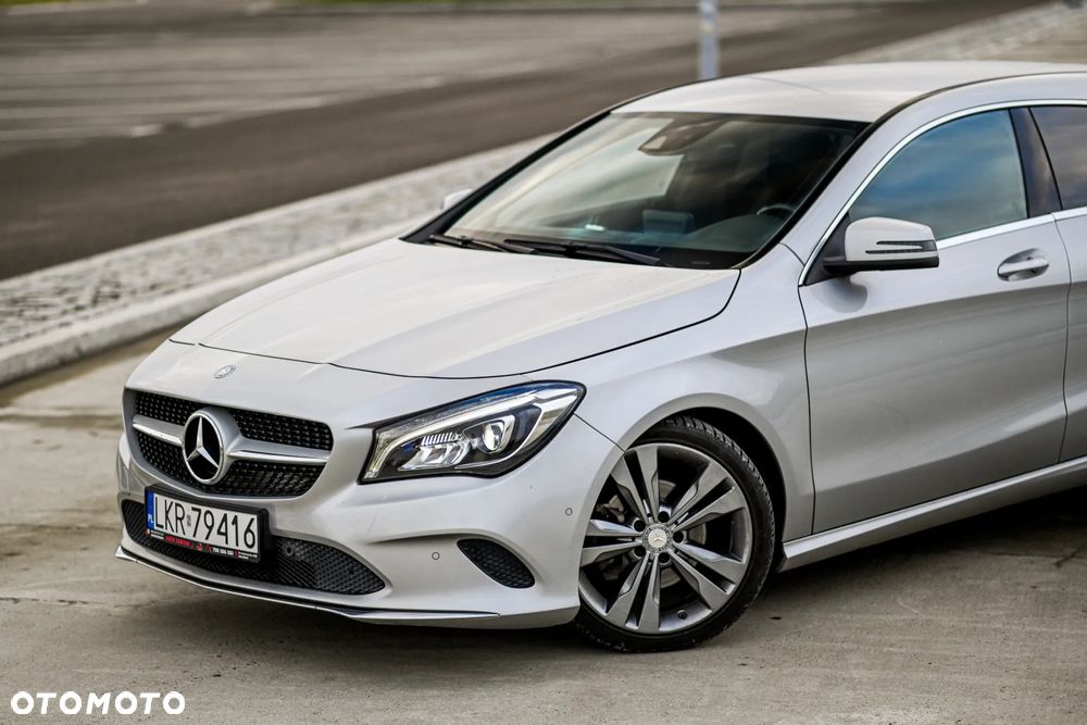 Mercedes-Benz CLA 180 7G-DCT Peak Edition - 5