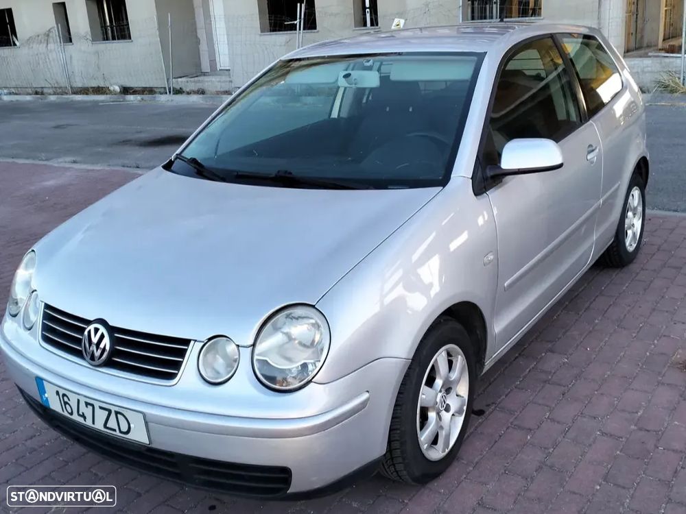 VW Polo 1.4 TDi Confortline - 2