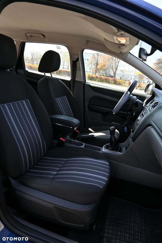 Ford Focus - 9